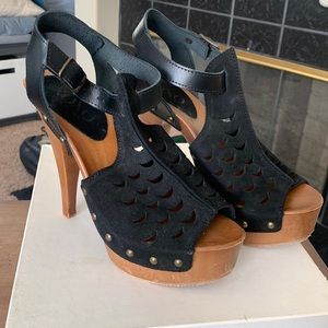 XOXO Parisa Heels, size 7